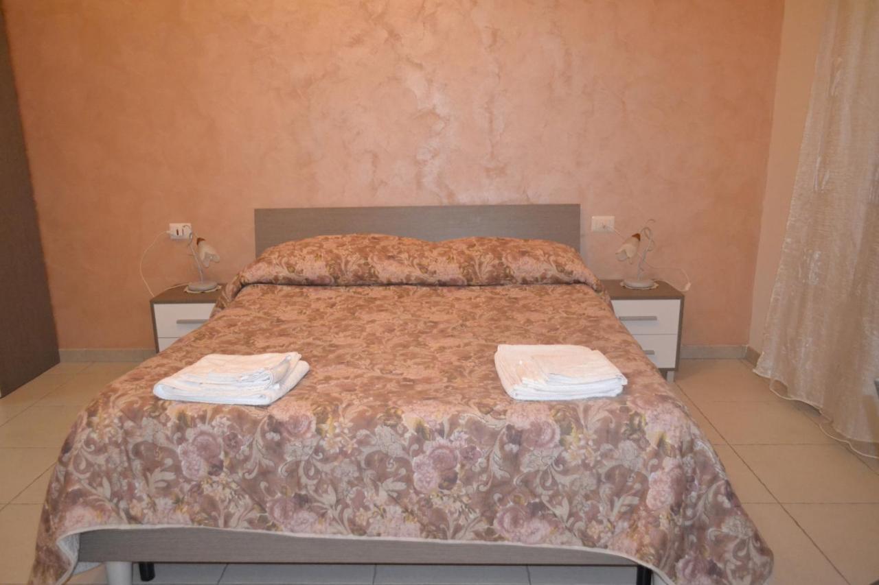 B&B A Casa Di Ale 巴勒莫 外观 照片